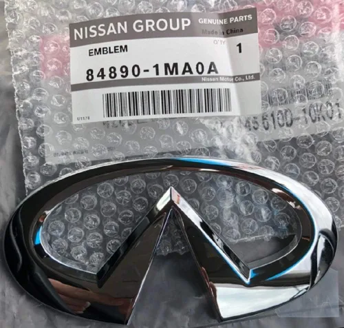 Miniatura 7 de NISSAN Emblema de pieza genuina Tapa de maletero Primera 4D Número de pieza 84890-50J60