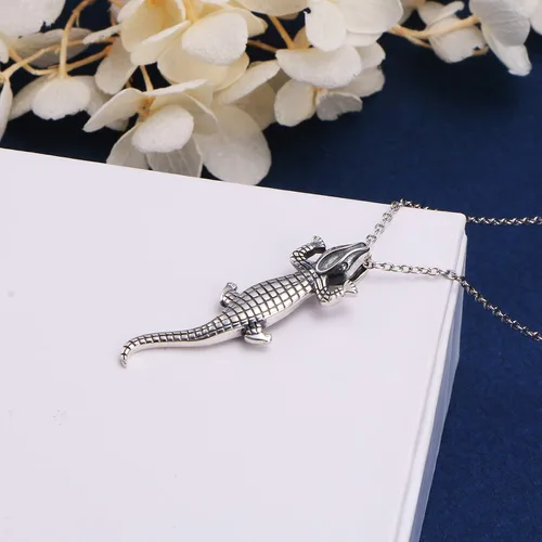 Miniatura 3 de DAOCHONG Collar con colgante de plata de ley S925 con diseño de animales delicados, lagarto, tiburón, cocodrilo, murciélagos, para mujeres, hombres