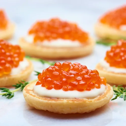 Miniatura 3 de Caviar de salmón Ikura de Alaska (7 onzas) – Huevas de salmón capturadas en la naturaleza de grado #1 – Cuentas extragrandes, naranja brillante – De