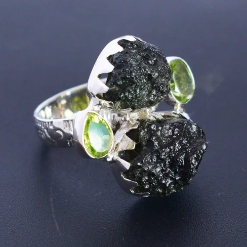 Miniatura 3 de Anillo de plata de ley 925 con piedras preciosas de moldavita y peridoto