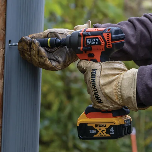 Miniatura 7 de Klein Tools BAT20CD - Destornillador de impacto de 1/4 pulgadas, 20 V, funciona con pilas, diseño compacto para un excelente control en espacios