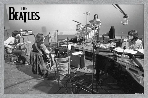 Miniatura 16 de The Beatles - Póster de pared de Let It Be Studio, 22.4 pulgadas de largo x 14.7 pulgadas de ancho, versión enmarcada de madera de granero