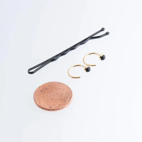 Miniatura 45 de Half Huggie Gold Hoop Earrings for Girls Women Tiny Cartilage Birthstone Stud Piercing Earring Hypoallergenic Earring Screw Back Dainty Hug Hoops