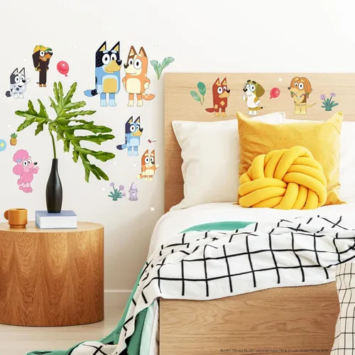 Miniatura 3 de Calcomanías de pared RoomMates Bluey Familia y Amigos (despegar y pegar), RMK5457SCS