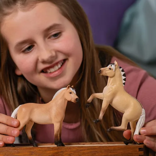 Miniatura 4 de Schleich Horse Club - Figura de yegua de caballo de fiordo noruego - Figuras de poni para niñas y niños - Juguetes para niños a partir de 5 años