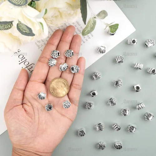 Miniatura 3 de AUEAR, Paquete de 100 dijes vintage de plata con diseño de pata de gato con agujero grande, cuentas espaciadoras sueltas para hacer joyas