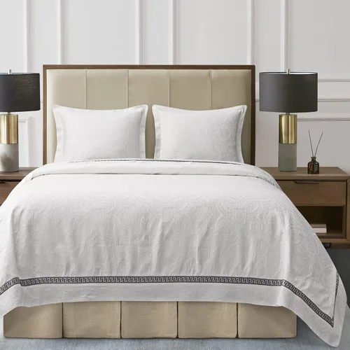 Miniatura 2 de HiEnd Accents - Juego de ropa de cama de campo francés Liza Matelassé con fundas de almohada y falda de cama, tamaño Queen, patrón de medallón