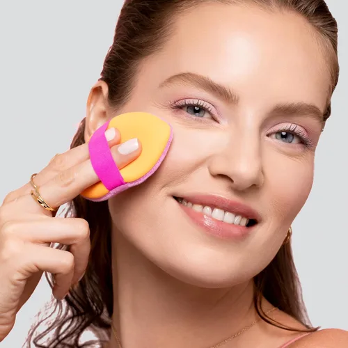 Miniatura 6 de Real Techniques Miracle 2 en 1 Borla de Polvo, de Doble Cara, Borla de Maquillaje de Tamaño Completo para Mezclar, Banda Elástica Reversible
