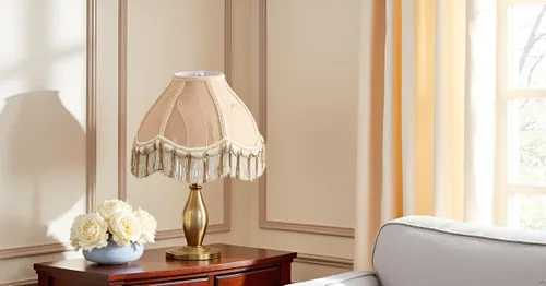 Miniatura 7 de Aspen Creative 55001 - Pantalla de lámpara de cúpula festoneada cosida a mano con flecos UNO en Biscotti Beige, 4 pulgadas superior x 10 pulgadas