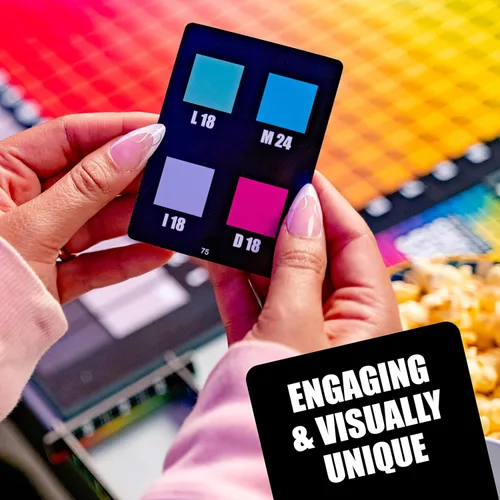 Miniatura 6 de HUES and CUES Juego de adivinanzas de colores vibrantes, perfecto para la noche de juegos en familia Conecta pistas y colores 480 cuadrados
