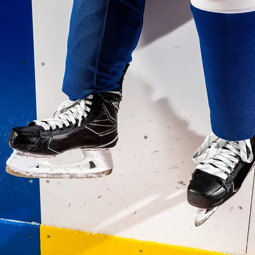 Miniatura 10 de Franklin Sports Juego de 2 pares de cordones para patinaje de hockey sobre hielo, sin encerar, blancos y negros, sin encerar, puntas moldeadas
