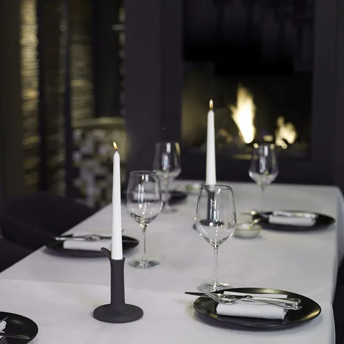 Miniatura 7 de BOLSIUS 60 velas cónicas blancas para el hogar, 10 pulgadas, calidad europea premium, 8 horas de tiempo de combustión, sin perfume, sin goteo y sin