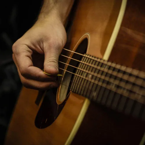 Miniatura 5 de Augshy - Púas para guitarra, paquete de 150 unidades de variedad de púas de celuloide premium, calibres delgados, medianos y pesados para guitarra