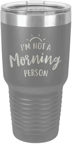 Miniatura 12 de Vaso negro de 30 onzas con popote y tapa superior deslizante con texto en inglés "I'M NOT A MORNING PERSON", color negro