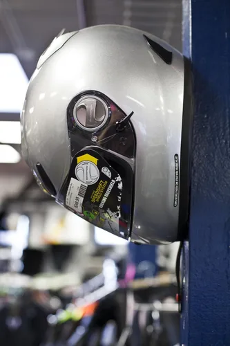 Miniatura 3 de Percha para casco y cables de Helmet Hitch., Azul