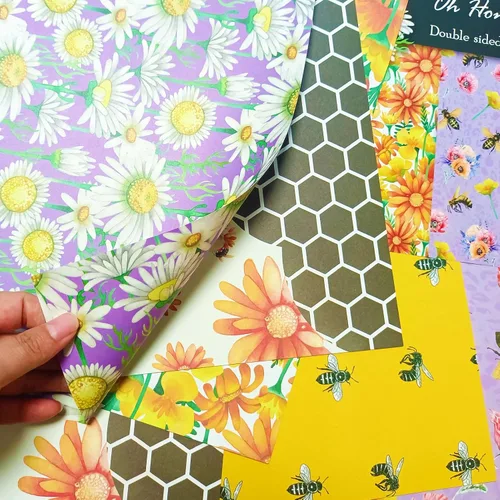 Miniatura 5 de Bloc de papel de doble cara para álbum de recortes de 12 x 12 pulgadas, diseño de abeja amarilla y negra, paquete de origami para manualidades