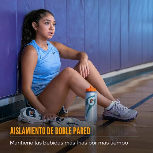 Miniatura 3 de Gatorade Botella exprimible aislada