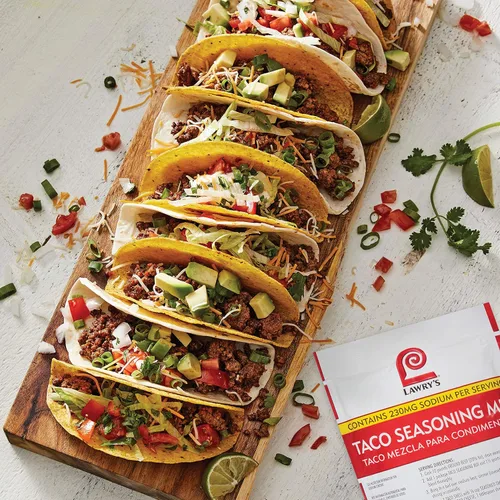 Miniatura 7 de Mezcla de condimento para tacos Lawry's, 9 oz - Un paquete de 9 onzas de mezcla de condimento para tacos, ideal para tacos de pollo, ternera