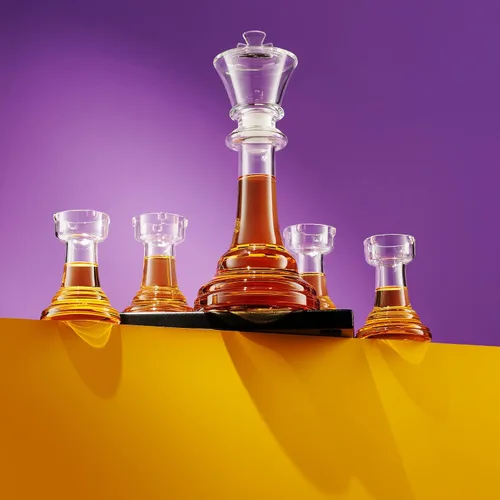 Miniatura 5 de Godinger Juego de decantador de whisky y vasos de whisky, juego de decantador de ajedrez, decantador de licor King, juegos de regalo de whisky