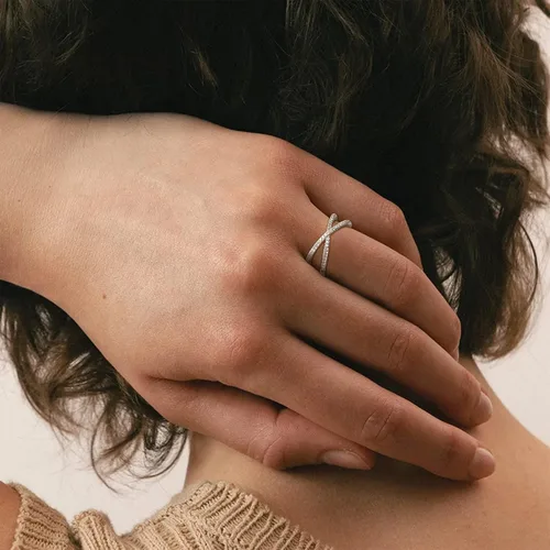 Miniatura 6 de Diamday Anillo en X chapado en oro de 14 quilates con circonita cúbica brillante apilable, anillos de boda con diamantes de imitación cruzados