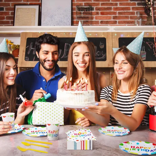 Miniatura 7 de Kochorie 400 piezas de decoraciones de fiesta de feliz cumpleaños, incluyendo platos de papel desechables, vasos, servilletas, juegos de vajilla que