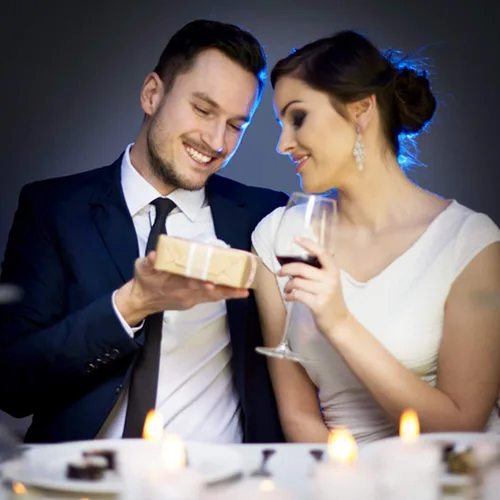 Miniatura 5 de Platos de plástico elegantes desechables de 125 piezas en blanco, azul y dorado con cubiertos, vajilla elegante para bodas, fiestas navideñas, juego