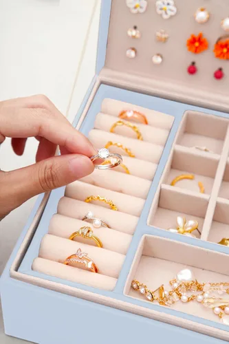 Miniatura 185 de Joyero de pendientes para mujeres y niñas, organizador de aretes de 5 capas, caja organizadora de joyas blanca con candado, collares y aretes