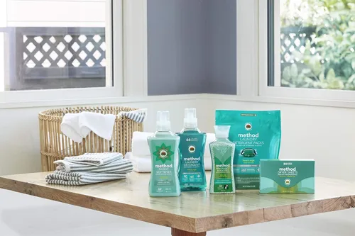 Miniatura 4 de Method Detergente líquido para lavandería; aroma a salvia de playa, removedor de manchas; 66 cargas por botella de 53.5 onzas; (paquete de 1)