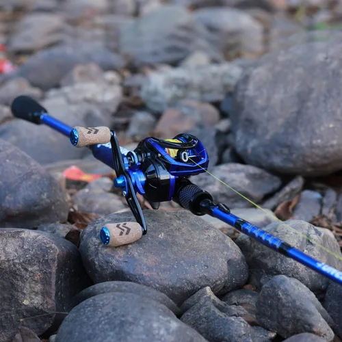 Miniatura 7 de One Bass Combo de caña de pescar y carrete, IM7 grafito 2 piezas en blanco para baitcasting, caña de pescar giratoria con mango de superpolímero