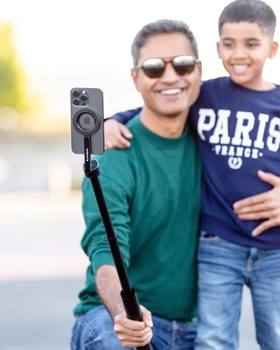 Miniatura 5 de KraftGeek Trípode magnético para teléfono con MagSafe para iPhone, trípode de 64 pulgadas con soporte para selfie y grabación de video, vlogging