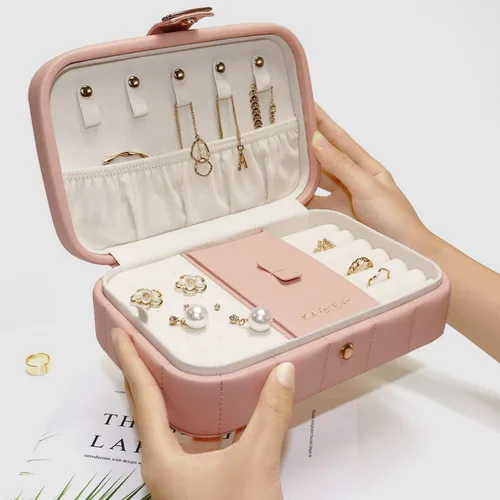 Miniatura 4 de KAMIER Joyero de piel sintética Joyero acolchado de diamante de viaje con espejo para anillos, aretes, collar, organizador de joyas portátil