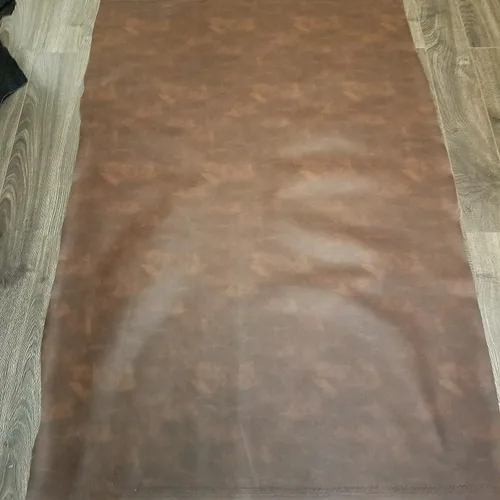 Miniatura 2 de NAT Leathers Cuero sintético vegano suave marrón tostado mate (vegano aprobado por PETA) 1 yarda (36 pulgadas x 54 pulgadas de ancho) cortado