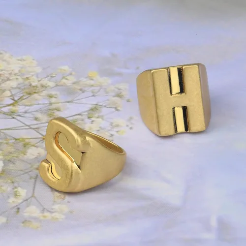 Miniatura 7 de Juego de anillos con inicial H S y letra HS para mujeres y hombres Cobre