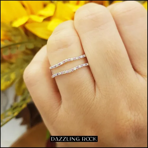 Miniatura 2 de Dazzlingrock Collection Anillo de protección redondo alternativo de zafiro rosa y diamante blanco para mujer en oro macizo de 10 quilates