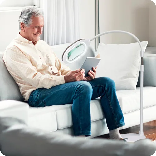 Miniatura 2 de Brightech LightView Pro - Lámpara de escritorio LED con lupa con luz, pasatiempos y lectura, flexibilidad y durabilidad, lámpara de pie con lupa LED