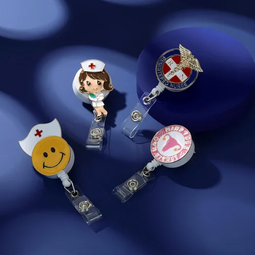 Miniatura 7 de Hanreshe Lindo carrete de insignia de enfermera retráctil con clip de corazón para enfermera, estudiante, médico, tarjetas de identificación