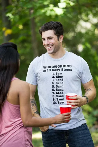 Miniatura 5 de 10 sencillos pasos de la carpintería Divertida camiseta de humor para trabajar la madera