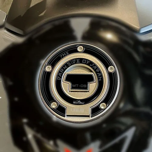 Miniatura 6 de Resin Bike Adhesivos 3D para motocicleta compatibles con Yamaha MT-09 2022. Protectores laterales del tanque contra impactos y arañazos. Par