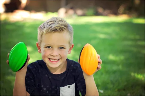 Miniatura 2 de LMC Products Mini balón de fútbol americano pequeño de espuma en espiral de 5 pulgadas para niños, paquete de 3 mini balones de fútbol para niños
