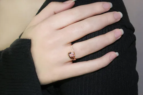 Miniatura 2 de Belantina Heartland By Beverley Mitchell 10K Rose Gold and Sterling Silver 7x9mm Amethyst & Diamond Accented Statement Ring
