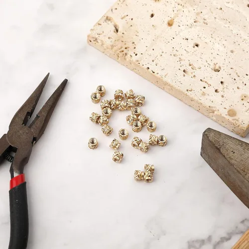 Miniatura 4 de 100 piezas de tuercas de latón para impresión 3D, M3x4x5mm M3 Inserto roscado Tuercas moleteadas de latón Tuerca hembra moleteada con rosca