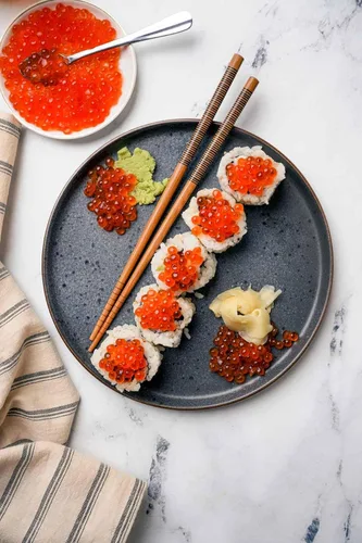 Miniatura 2 de Caviar de salmón Ikura de Alaska (7 onzas) – Huevas de salmón capturadas en la naturaleza de grado #1 – Cuentas extragrandes, naranja brillante – De