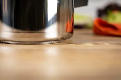 Miniatura 7 de Kuhn Rikon Duromatic Classic NEO - Olla a presión de mango largo de 3,5 L, hecha en Suiza, ultrarrápida y eficiente energéticamente, base súper
