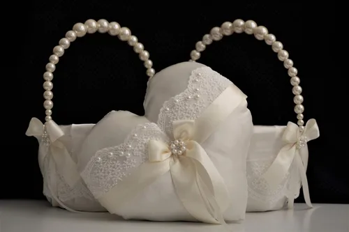 Miniatura 7 de Juego de almohada de portador de anillos de marfil y cesta de niña de flores, almohada de anillo de corazón, cesta de boda de encaje, cesta de mango
