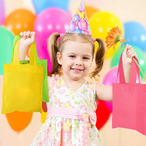 Miniatura 6 de Aneco Paquete de 30 bolsas reutilizables no tejidas para recuerdos de fiesta, 8 x 8 pulgadas, bolsas a granel con asas, bolsas de regalo de arcoíris