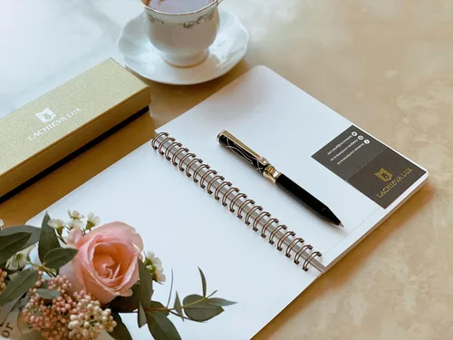 Miniatura 6 de LACHIEVA LUX Bolígrafo de metal ejecutivo de cristal negro elegante con recambios P900M hechos en Alemania, instrumentos de escritura de lujo y alta