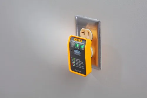 Miniatura 4 de Fluke Probador de zócalo ST120 GFCI sin pitido
