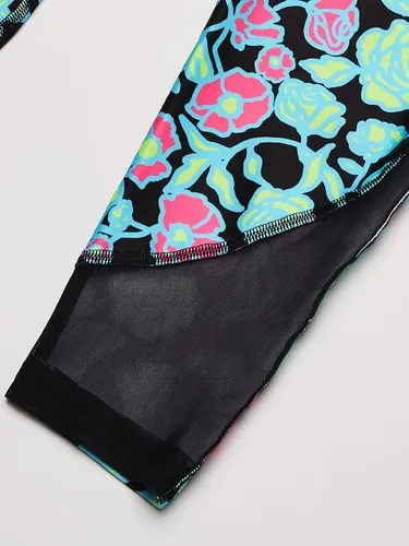 Miniatura 4 de Under Armour Pantalón corto de tobillo estampado HeatGear para niña
