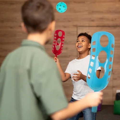 Miniatura 5 de ArtCreativity Bolas de repuesto de plástico para juego de cucharada, juego de 12 bolas ligeras de flujo de aire en 4 colores brillantes, accesorios