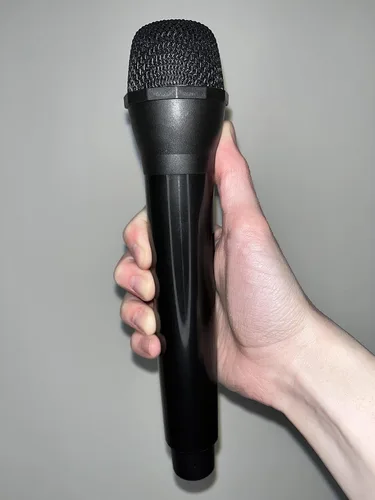 Miniatura 2 de Micrófono falso para sincronización de labios, disfraces, fotos, conciertos, festivales, juegos de simulación y mucho más (negro)